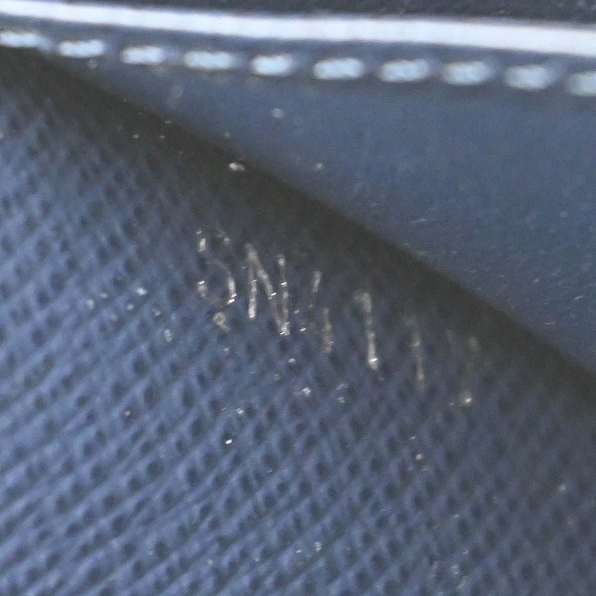 Louis Vuitton Zippy Compact Wallet - Brandsamsara