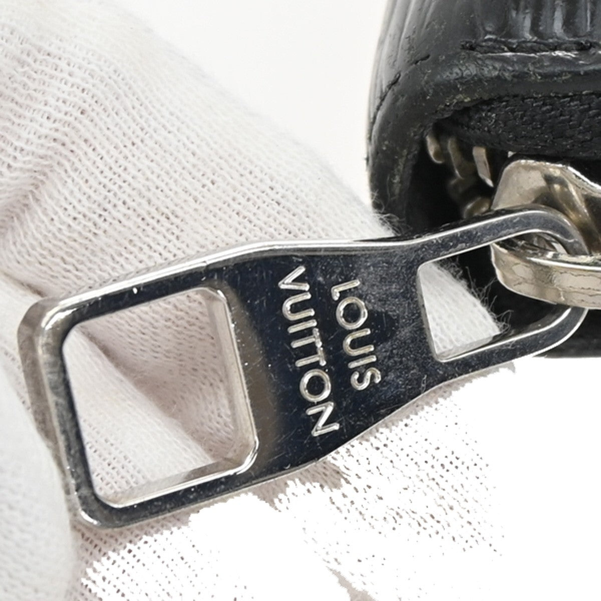 Louis Vuitton Zippy Organizer - Brandsamsara