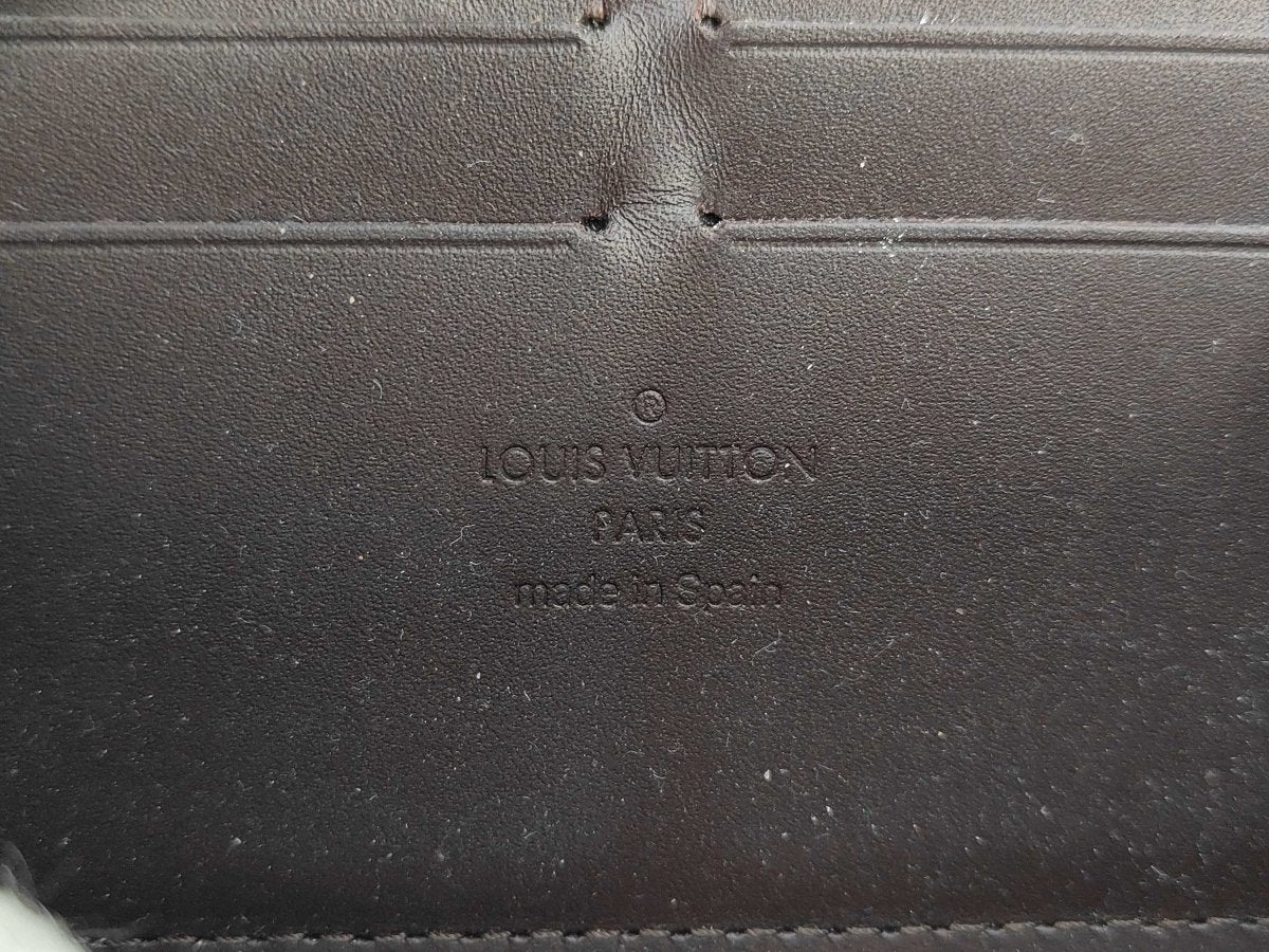 Louis Vuitton Zippy Organizer - Brandsamsara
