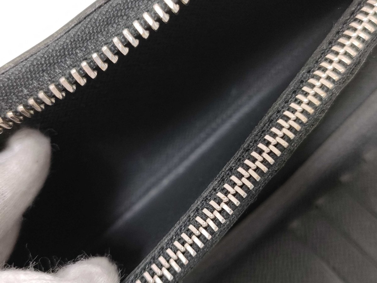 Louis Vuitton Zippy Organizer - Brandsamsara
