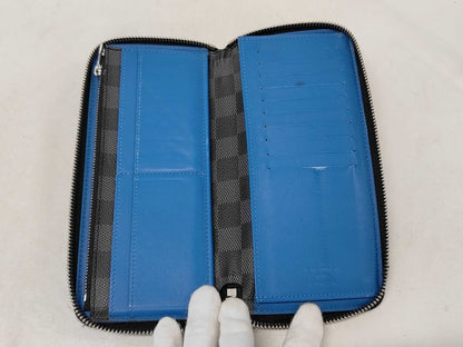 Louis Vuitton Zippy Organizer - Brandsamsara