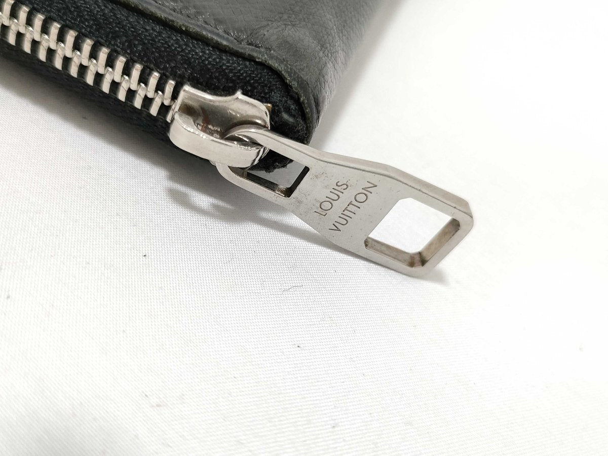Louis Vuitton Zippy Organizer - Brandsamsara