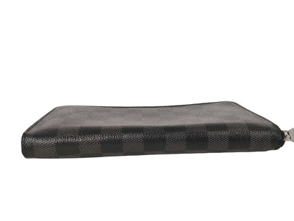 Louis Vuitton Zippy Organizer - Brandsamsara