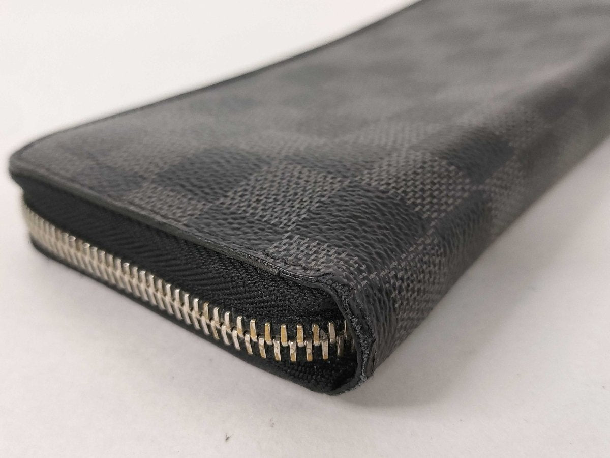 Louis Vuitton Zippy Organizer - Brandsamsara
