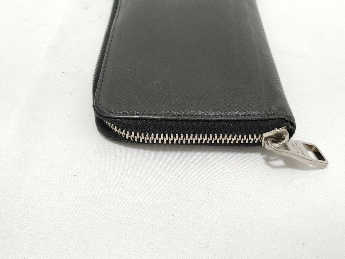 Louis Vuitton Zippy Organizer - Brandsamsara