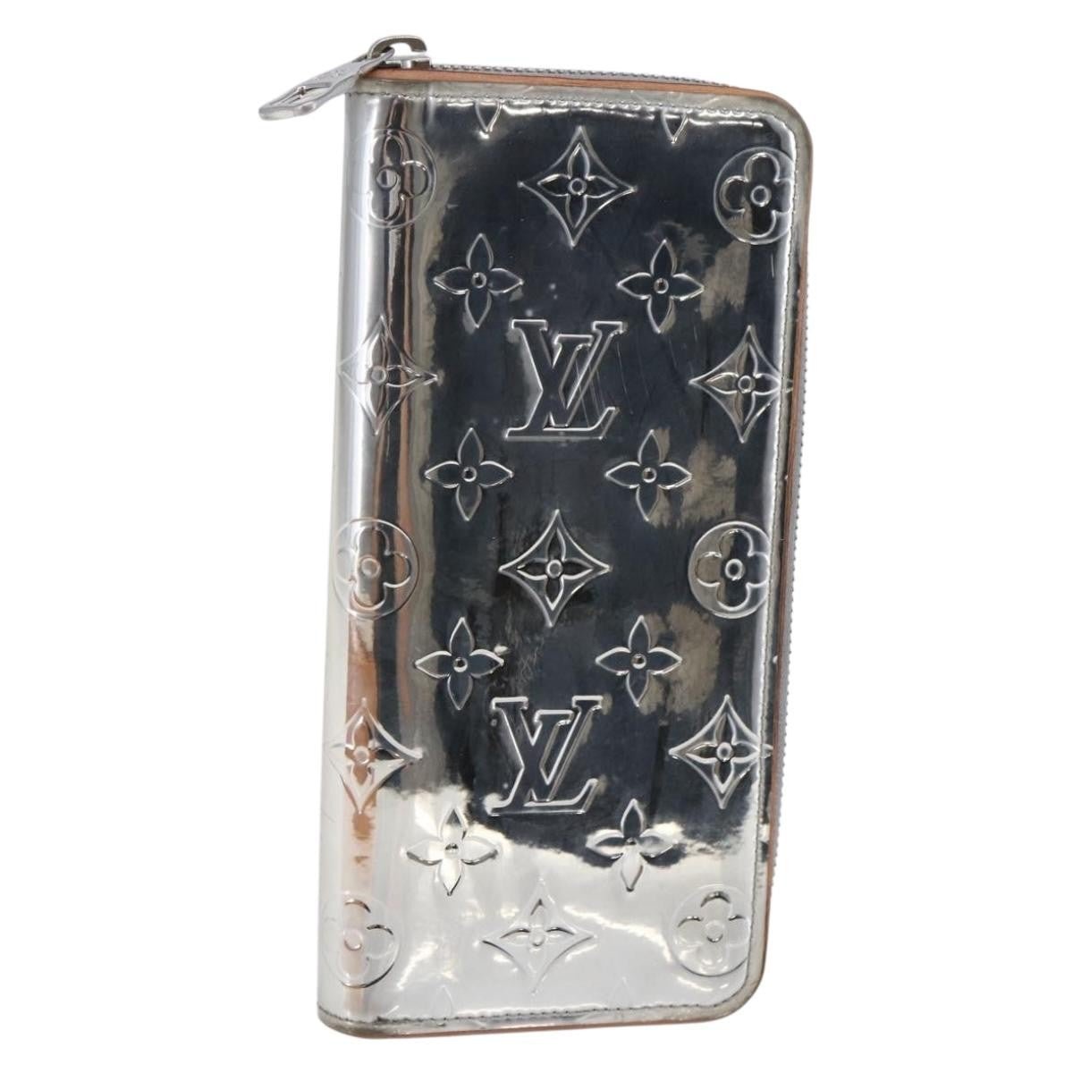 Louis Vuitton Zippy wallet vertical - Brandsamsara