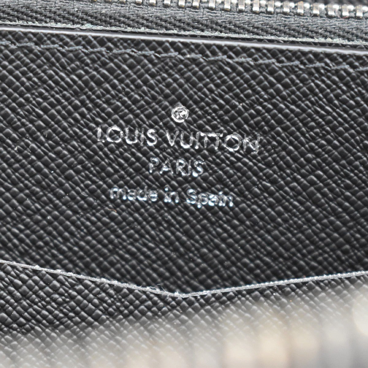 Louis Vuitton Zippy XL - Brandsamsara