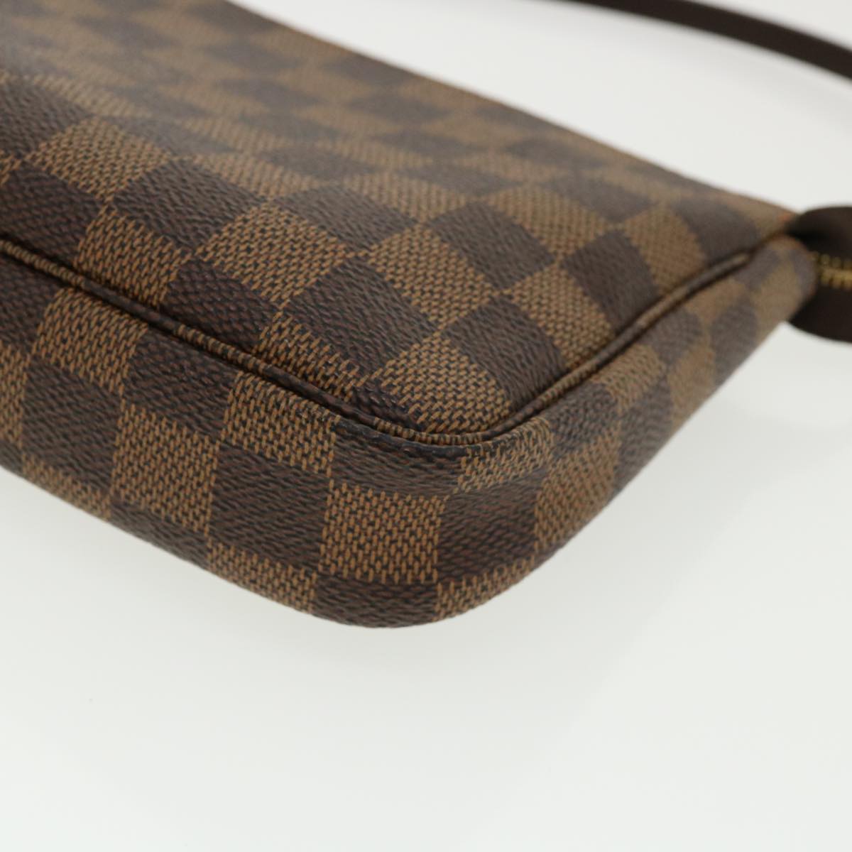 Louis Vuitton Pochette Handbag