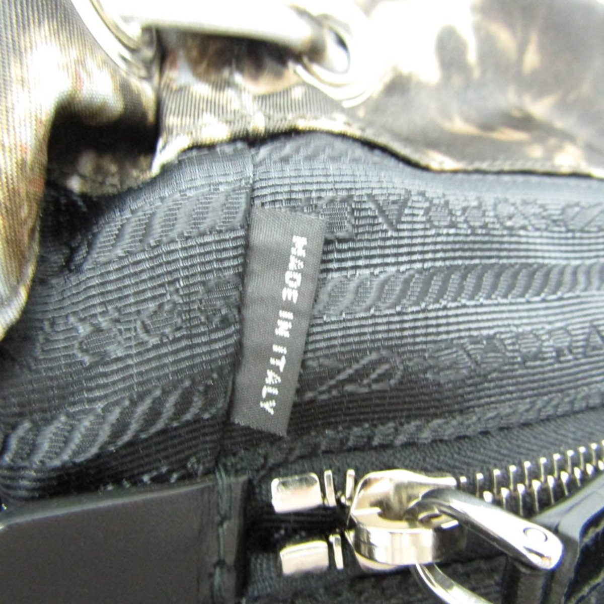 Prada Camouflage Backpack - Brandsamsara