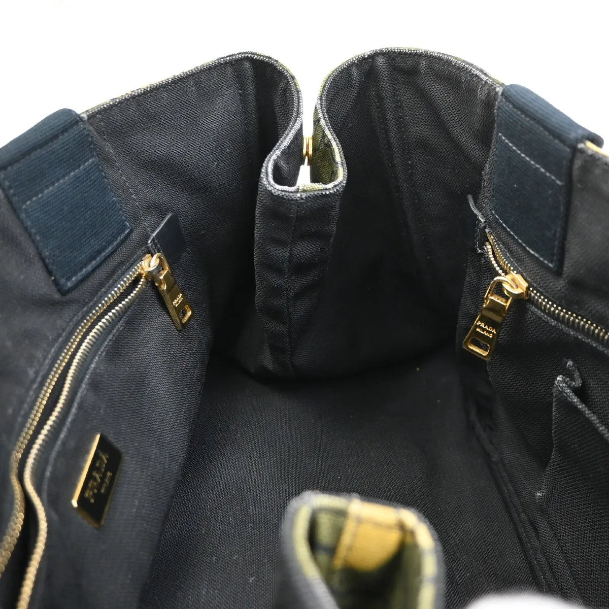 Prada Canapa Tote - Brandsamsara