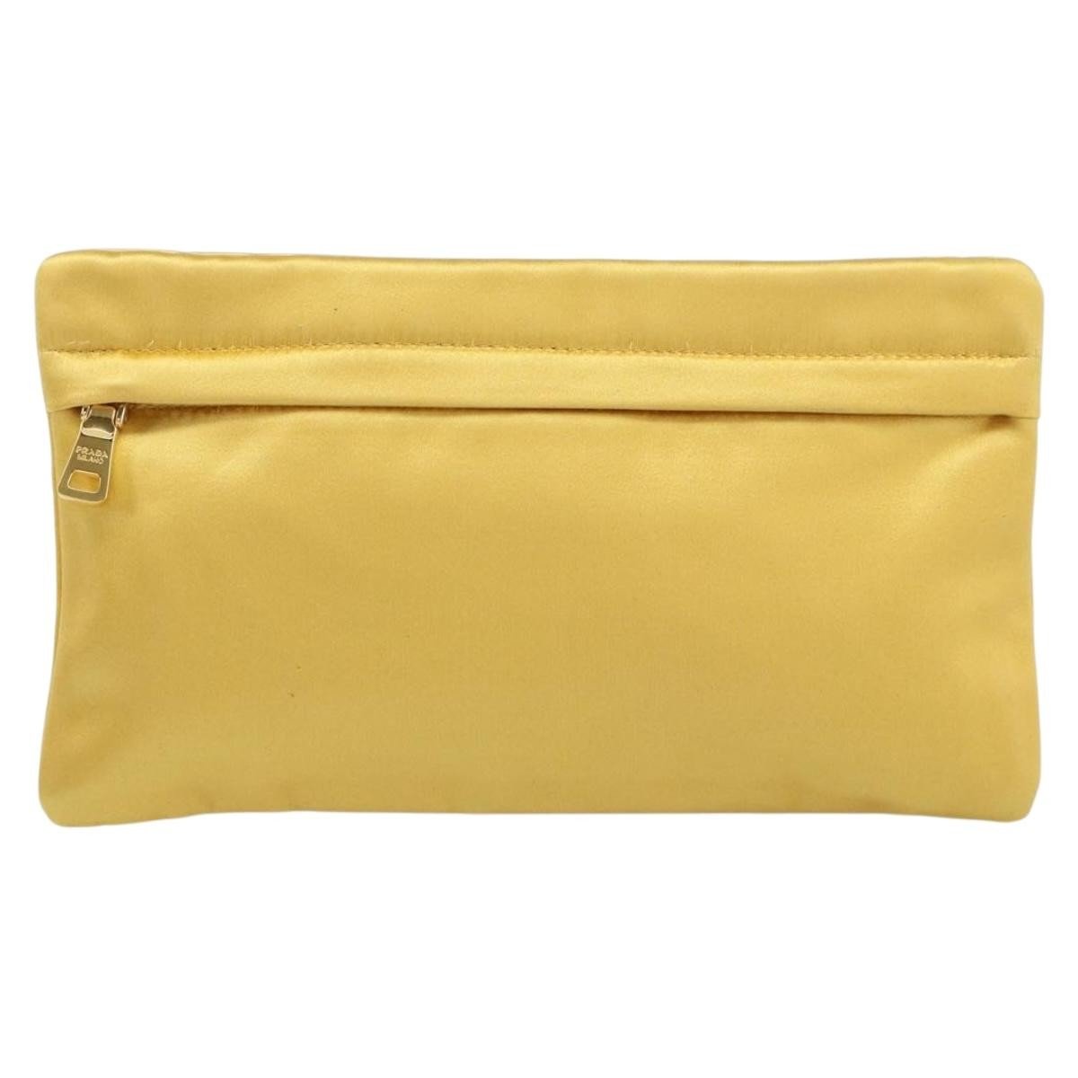 Prada Clutch - Brandsamsara