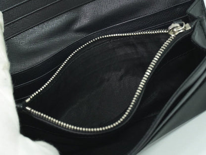 Prada Continental Wallet - Brandsamsara