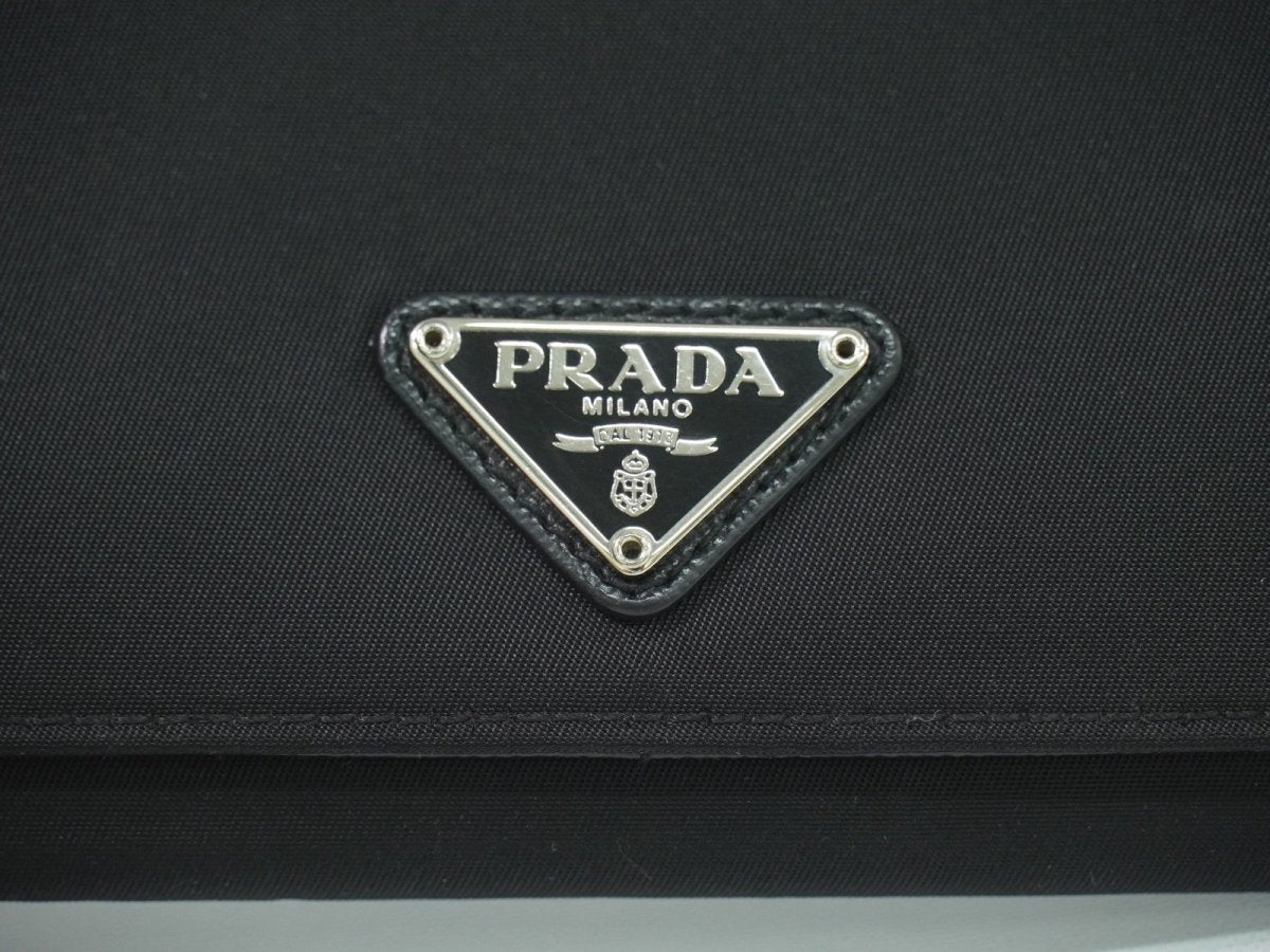 Prada Continental Wallet - Brandsamsara
