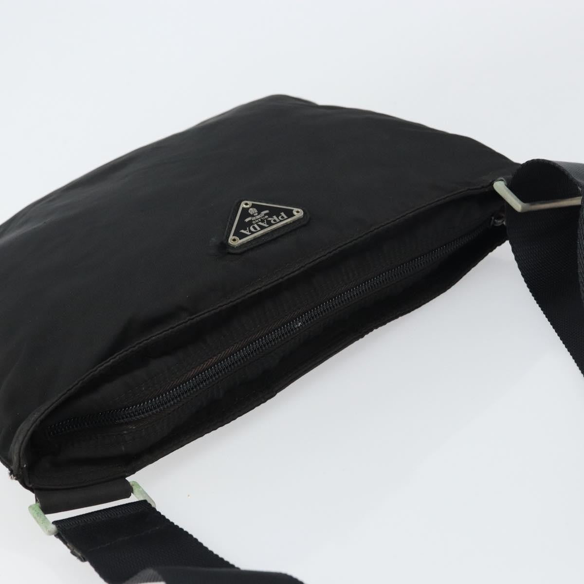 Prada Flat Messenger Bag - Brandsamsara