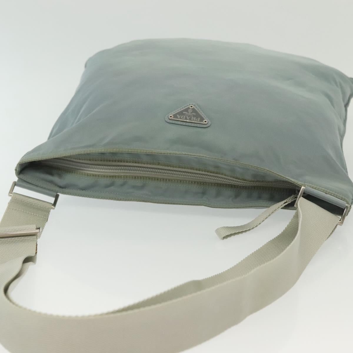 Prada Flat Messenger Bag - Brandsamsara