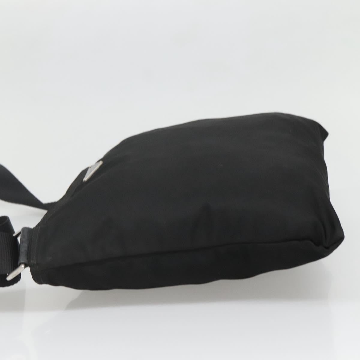 Prada Flat Messenger Bag - Brandsamsara