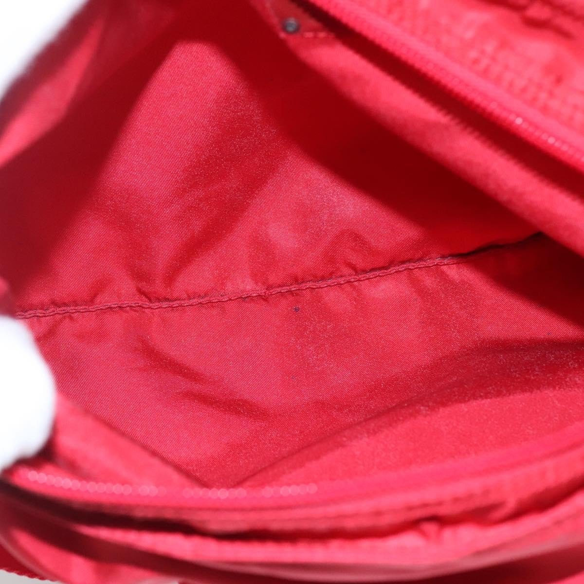 Prada Flat Messenger Bag - Brandsamsara