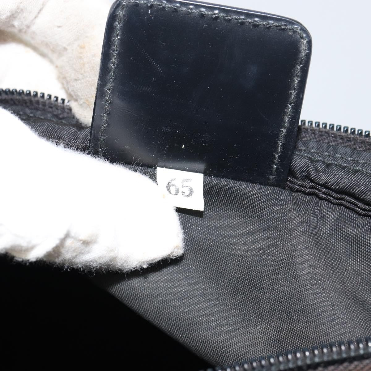 Prada Flat Messenger Bag - Brandsamsara