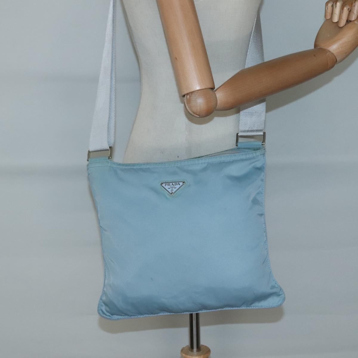 Prada Flat Messenger Bag - Brandsamsara