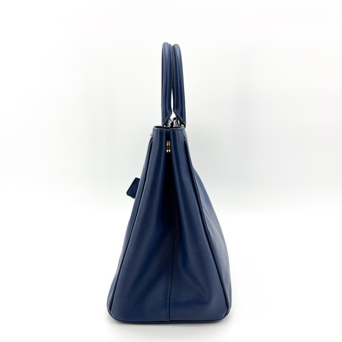 Prada Lux Open - Brandsamsara