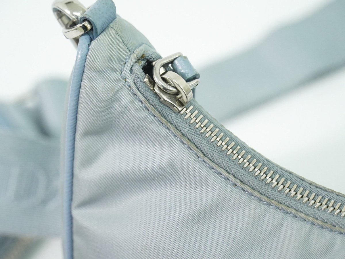 Prada Re-Edition 2005 Shoulder Bag - Brandsamsara