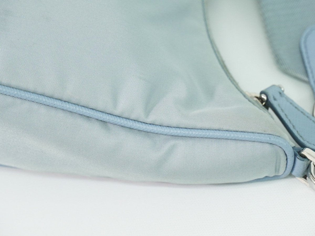 Prada Re-Edition 2005 Shoulder Bag - Brandsamsara