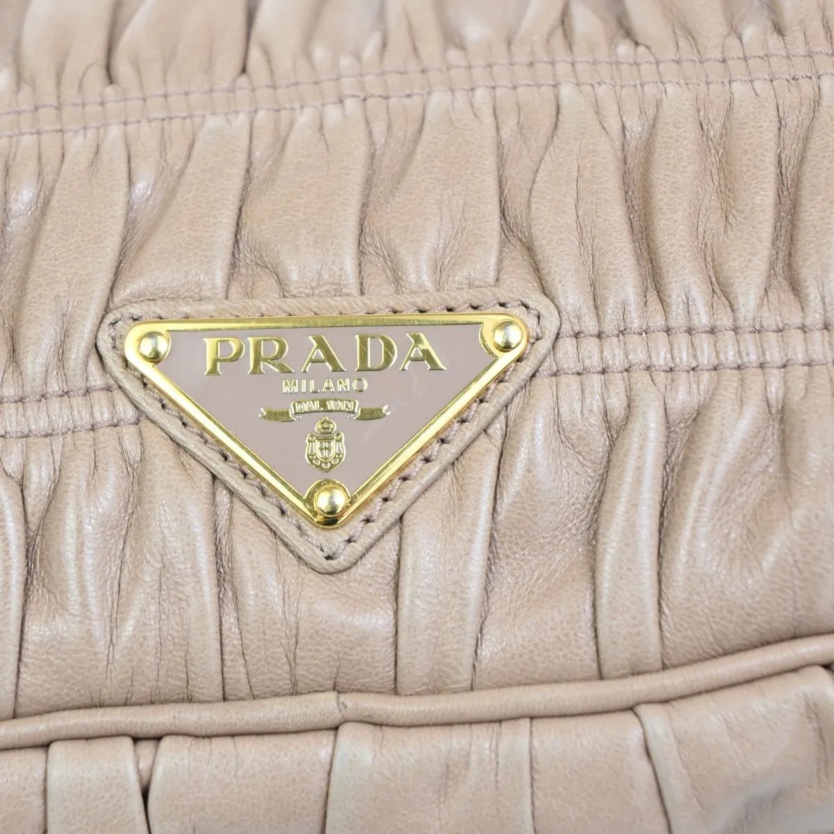 Prada Turnlock - Brandsamsara