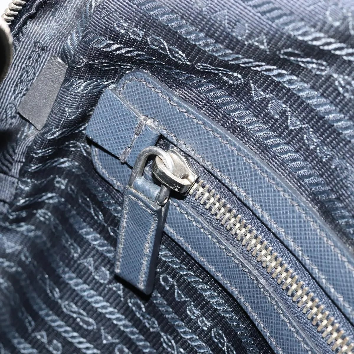 Prada Zip Around - Brandsamsara