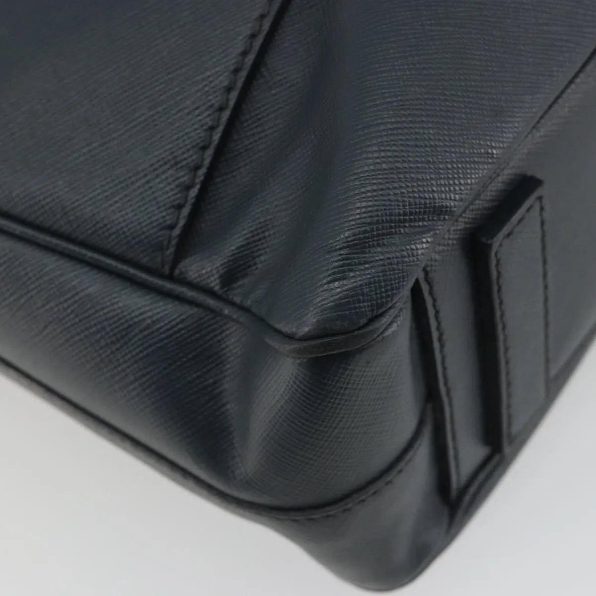 Prada Zip Around - Brandsamsara