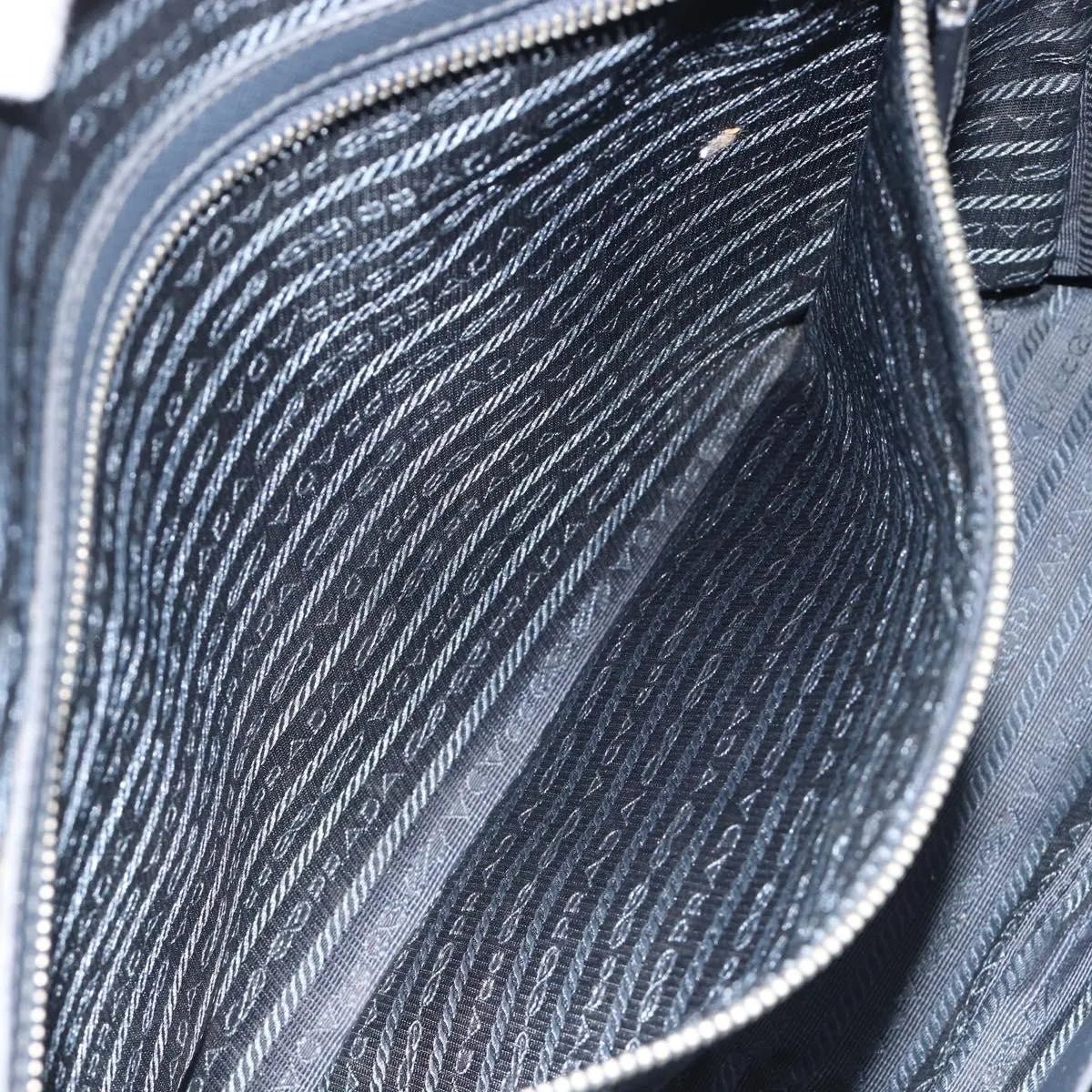 Prada Zip Around - Brandsamsara