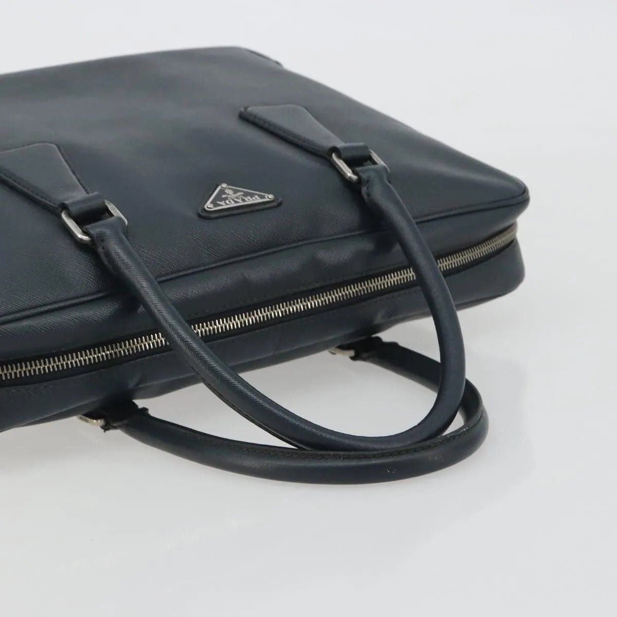 Prada Zip Around - Brandsamsara