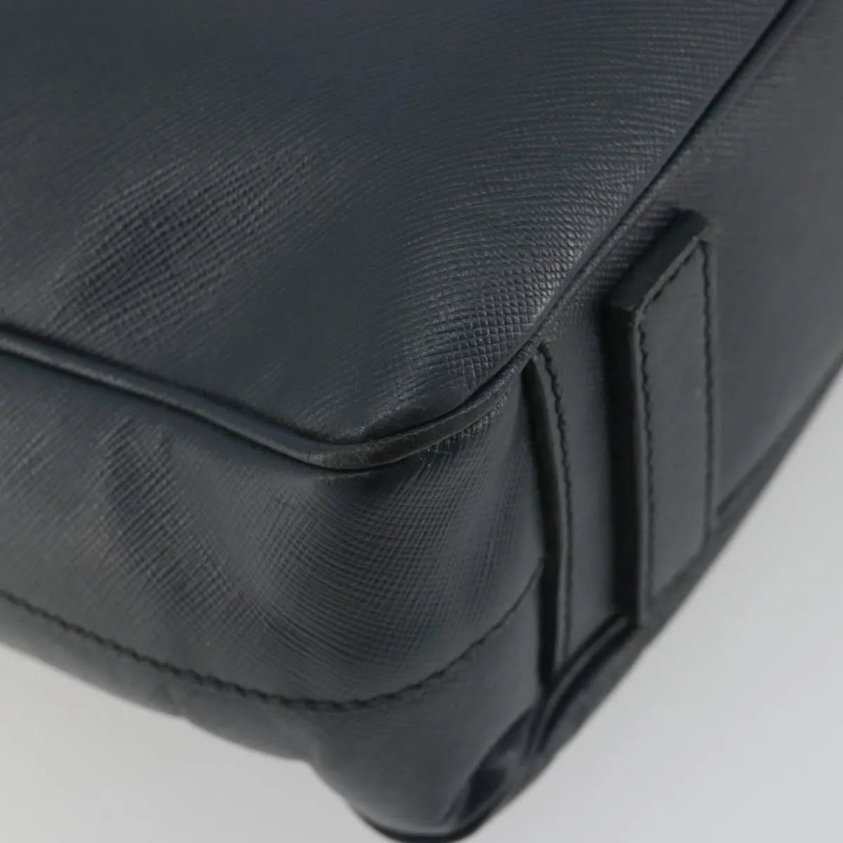 Prada Zip Around - Brandsamsara