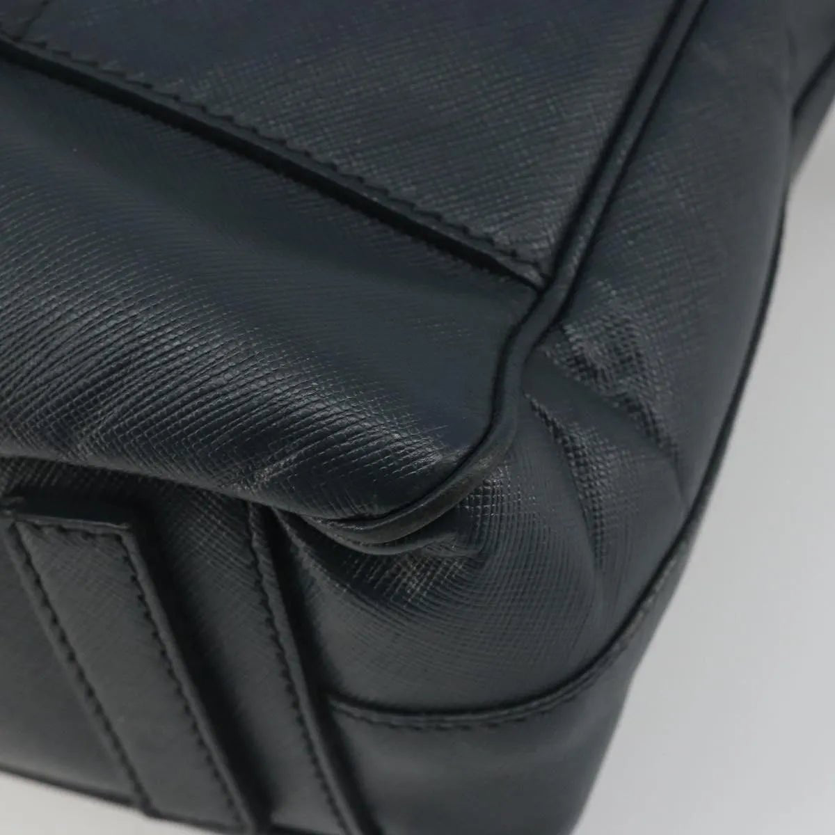 Prada Zip Around - Brandsamsara