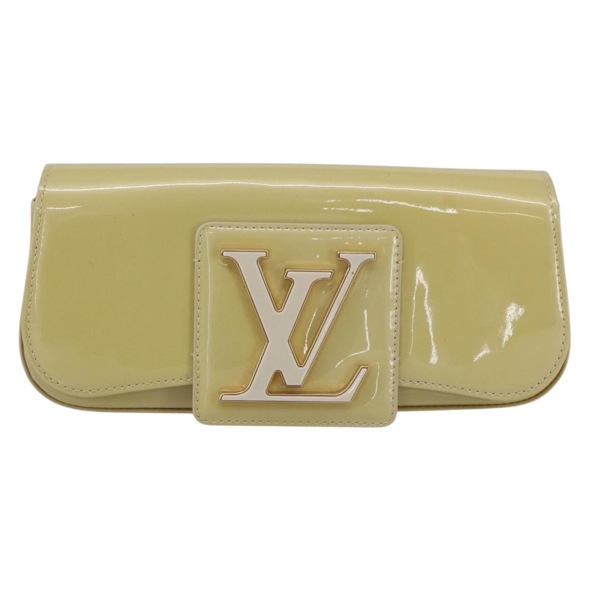 Louis Vuitton Sobe Clutch Patent, BEIGE, PATENT_LEATHER, Clutche & pouche