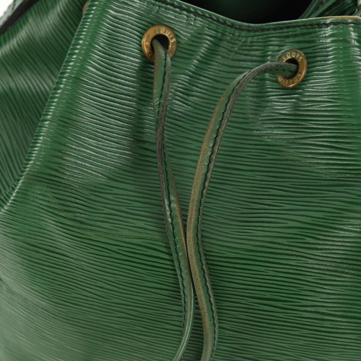 Louis Vuitton Petit Noe Handbag Epi Leather, GREEN, LEATHER, Shoulder bag