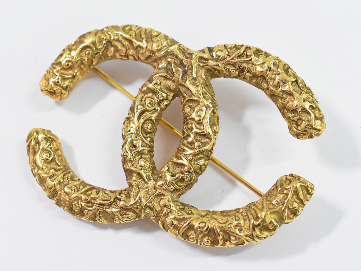 Chanel CC Brooch Textured Metal, GOLD, GOLD_PLATED, Brooch