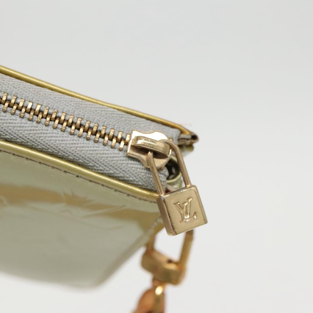 Louis Vuitton Lexington Pochette Monogram Vernis, GRAY, PATENT_LEATHER, Clutche & pouche