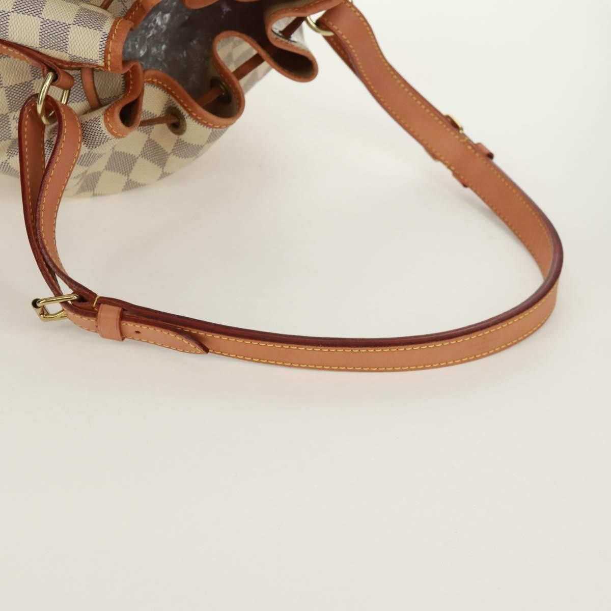 Louis Vuitton Noe Handbag Damier, Beige, Canvas, Shoulder Bag