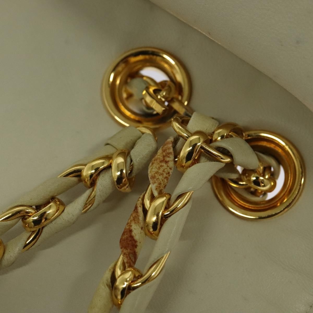 Bally Vintage Chain Shoulder Bag Quilted Leather, WHITE, LEATHER, Shoulder bag