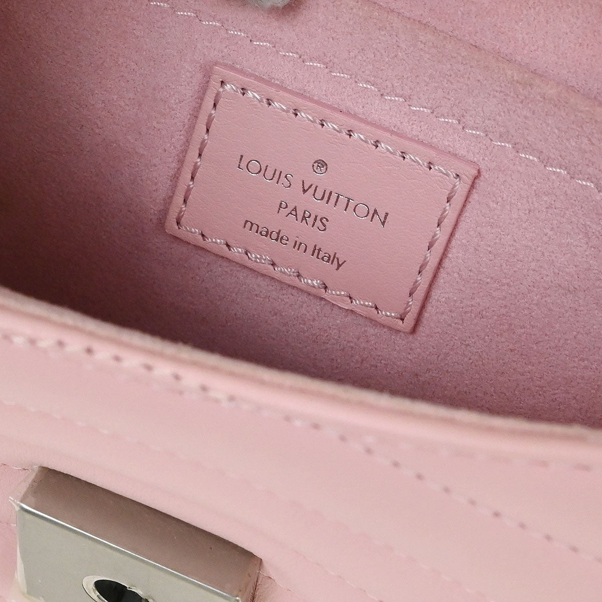 Louis Vuitton New Wave Chain Bag Quilted Leather, PINK, LEATHER, Shoulder bag