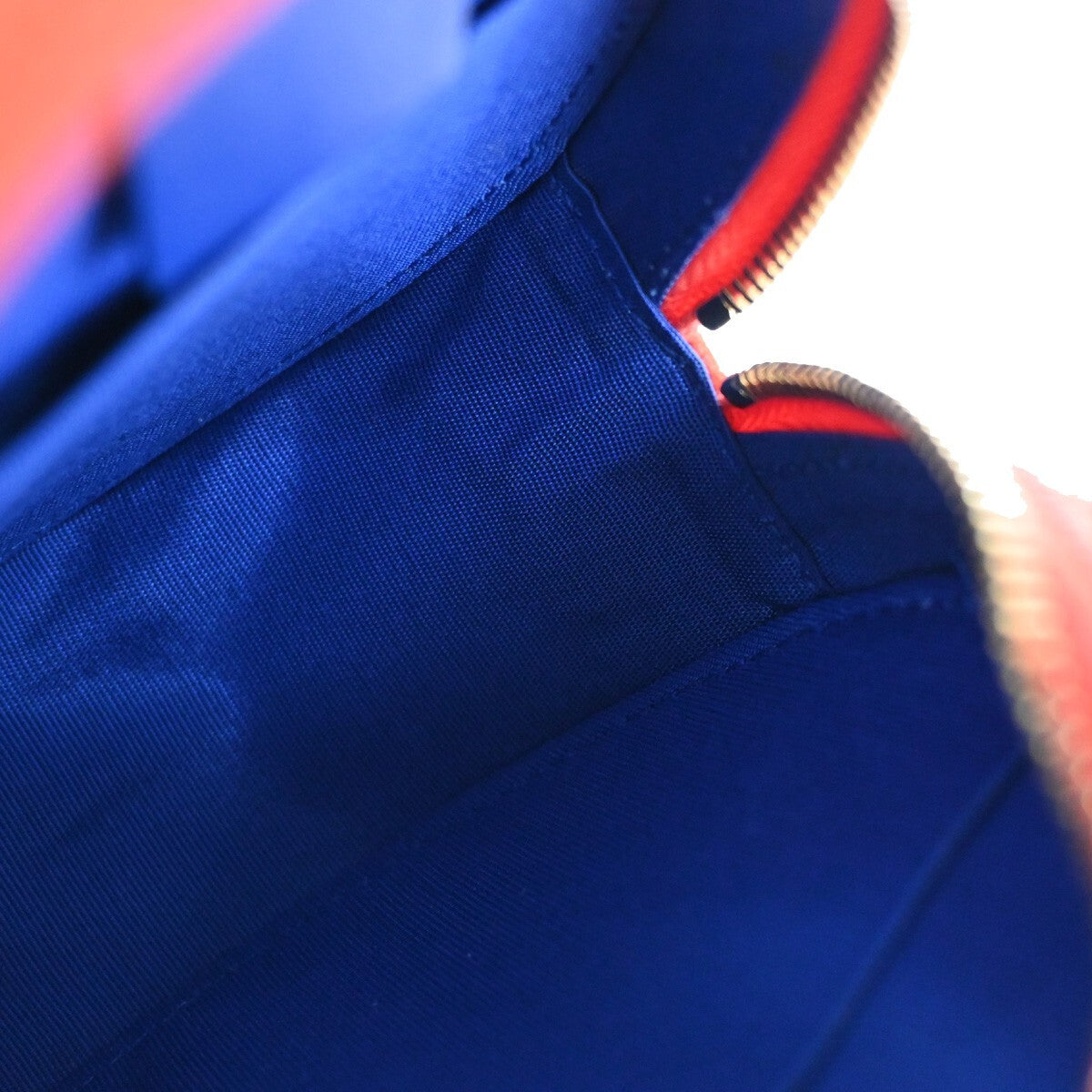 Chanel Filigree Round Coin Purse Quilted Caviar, MULTICOLOUR, LEATHER, Shoulder bag