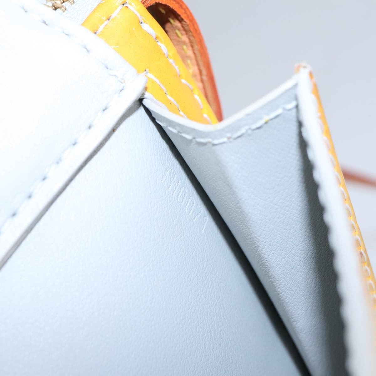 Louis Vuitton Pochette Mott Patent leather, YELLOW, PATENT_LEATHER, Clutche & pouche