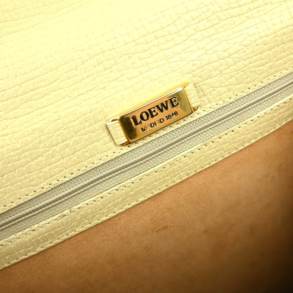 Loewe Barcelona Shoulder Bag Leather, ECRU, LEATHER, Handbag