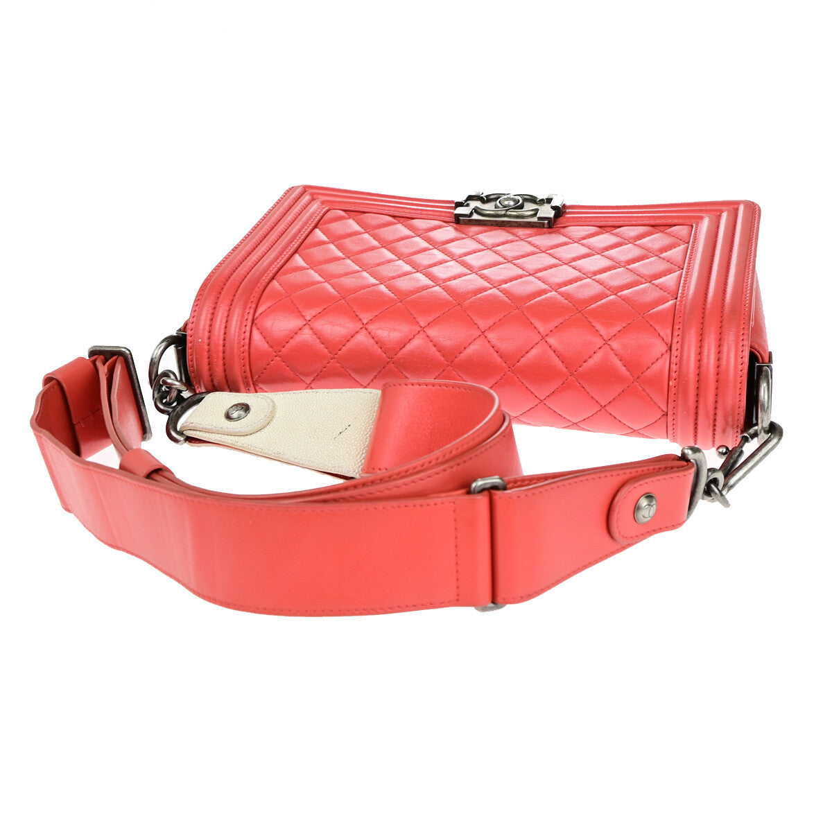 Chanel Boy Flap Bag with Strap Quilted Lambskin, RED, LEATHER, Shoulder bag