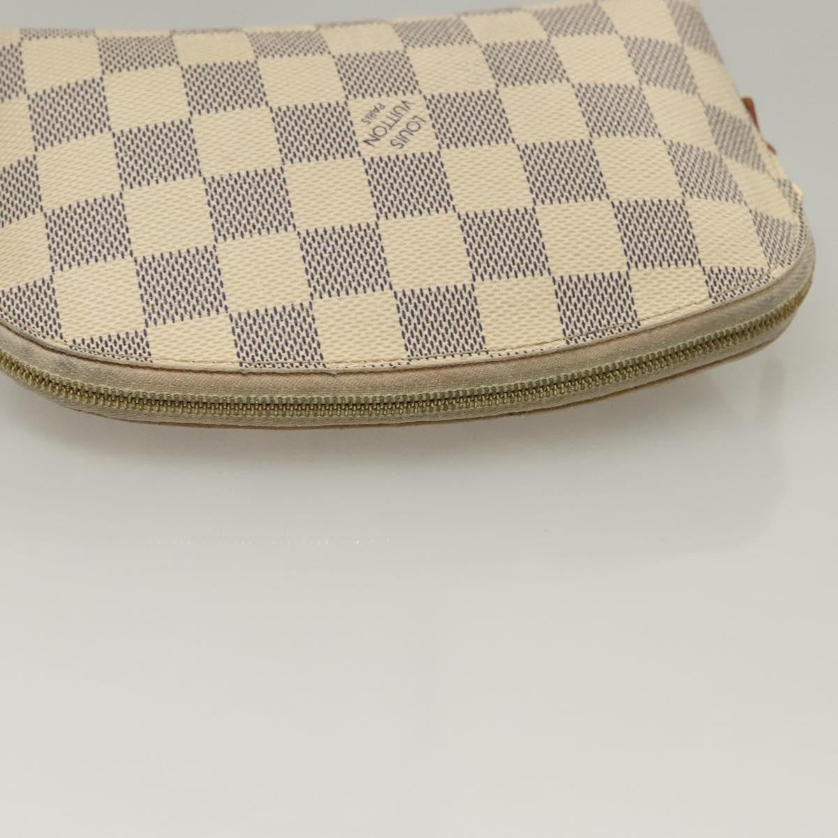 Louis Vuitton Cosmetic Pouch Damier, WHITE, CANVAS, Toiletry Case