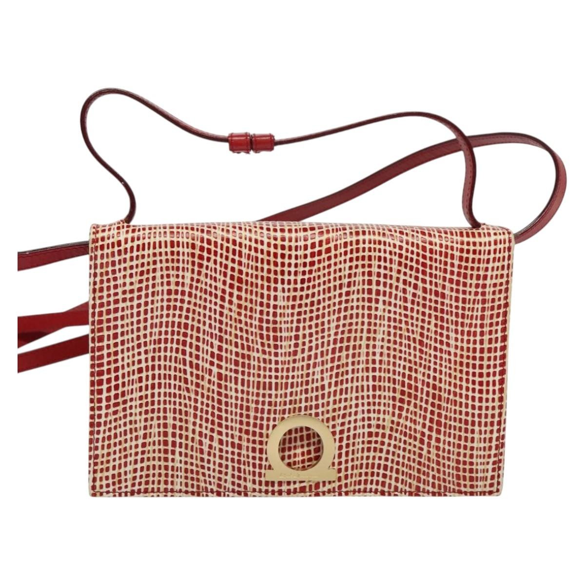 Salvatore Ferragamo Gancini Shoulder Bag Leather, RED, LEATHER, Shoulder bag