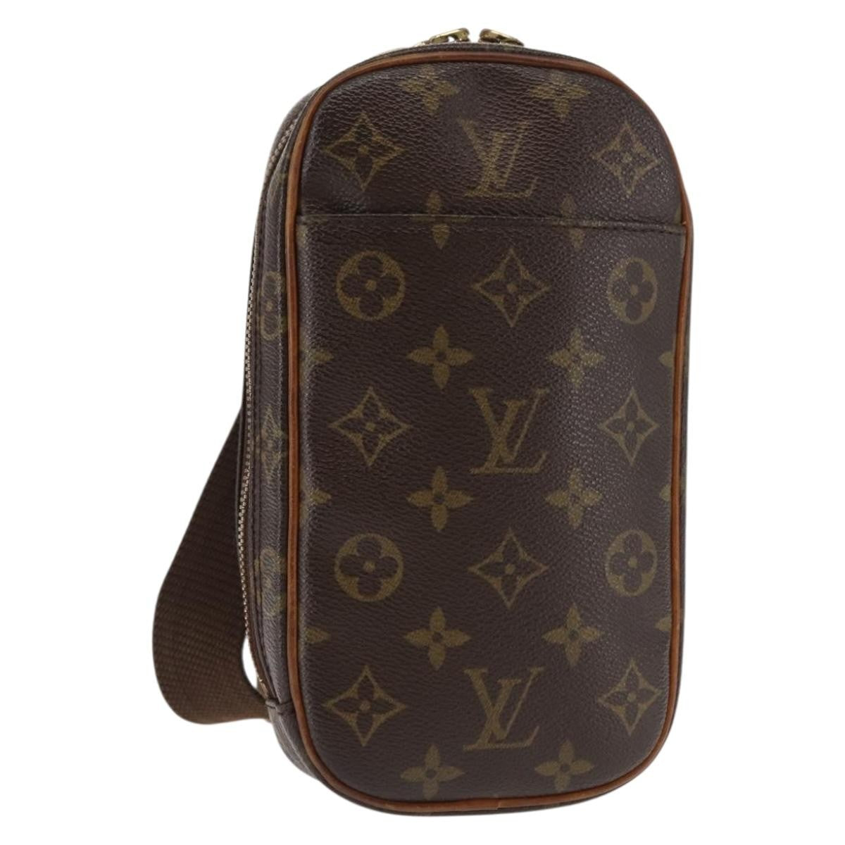 Louis Vuitton Pochette Gange Monogram Canvas, BROWN, CANVAS, Clutche & pouche