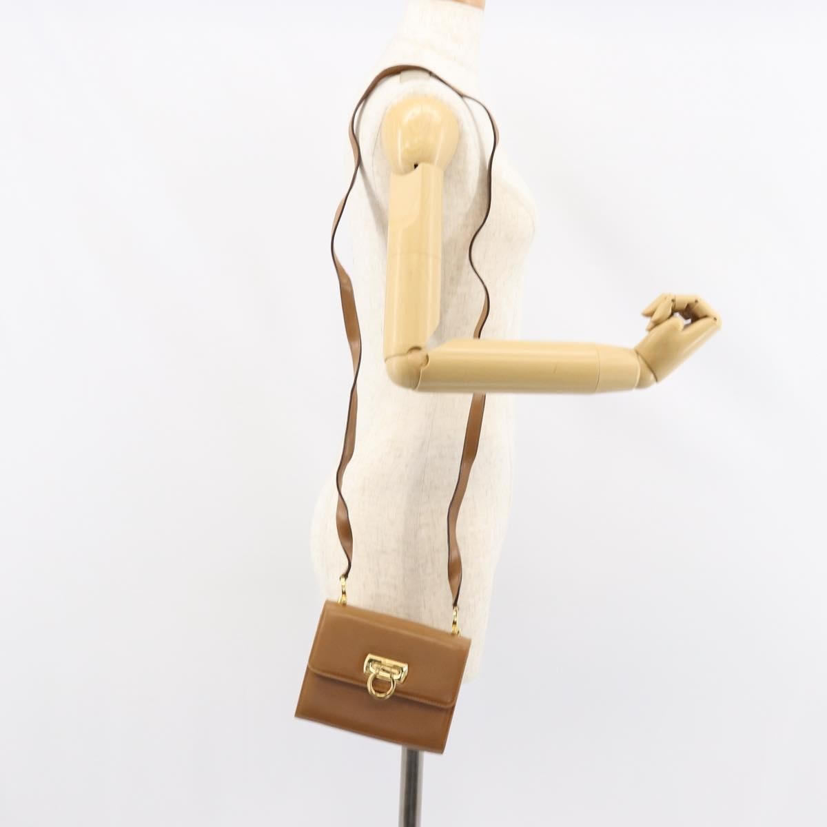 Salvatore Ferragamo Gancini Shoulder Bag Leather, BROWN, LEATHER, Shoulder bag