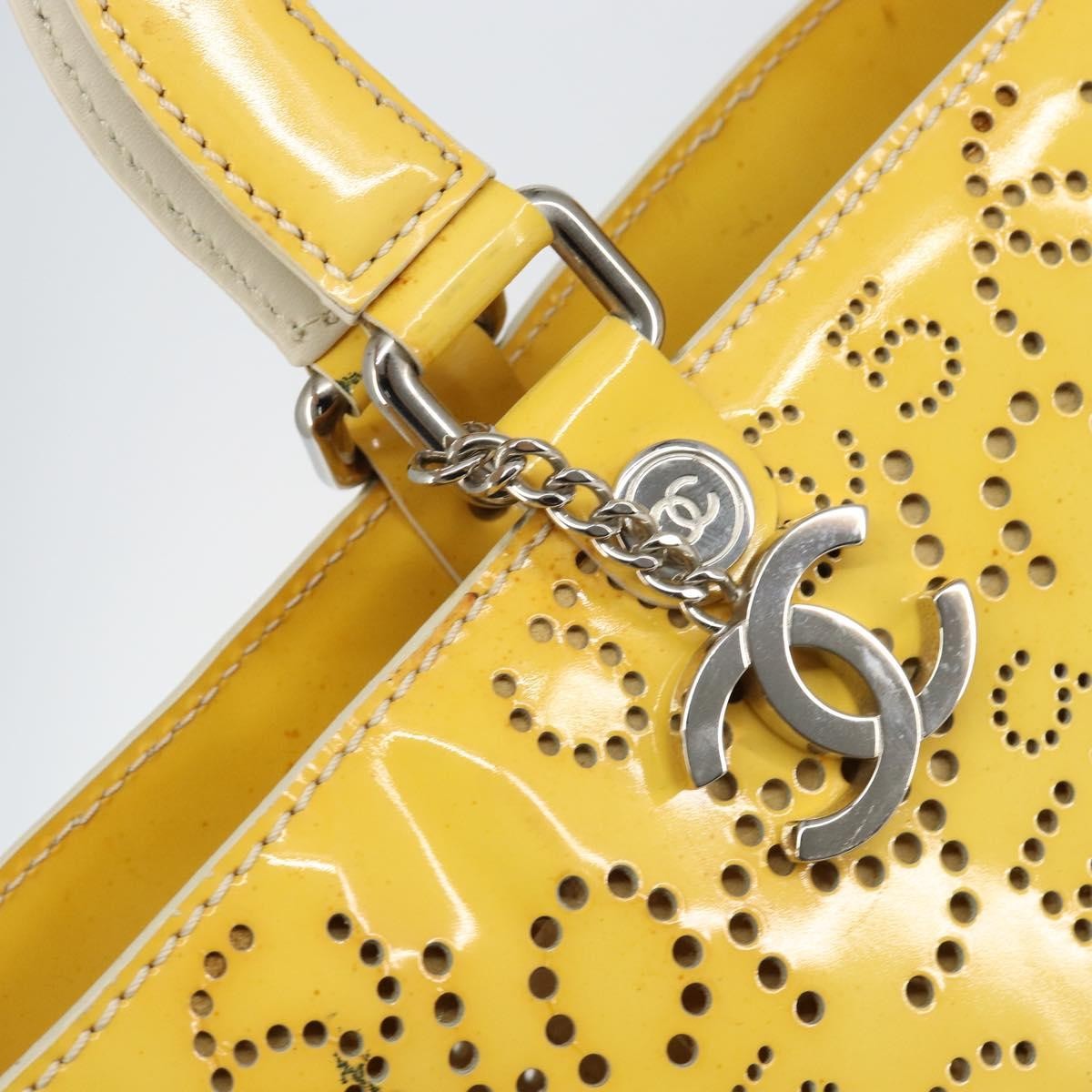 Chanel CC No.5 Shopping Tote Perforated Patent, YELLOW, PATENT_LEATHER, Tote bag