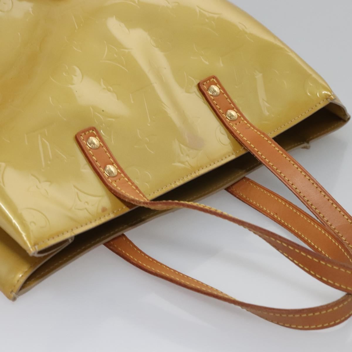 Louis Vuitton Reade Handbag Monogram Vernis, Beige, Patent Leather, Handbag